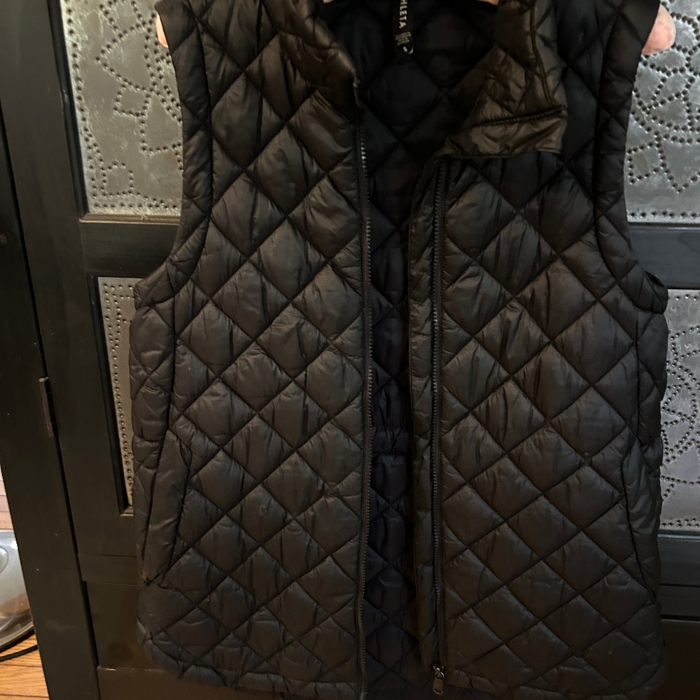 Women’s athleta vest